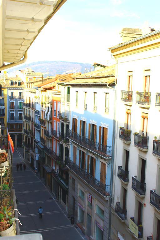 Aloha Apartamentos Pamplona Pokoj fotografie