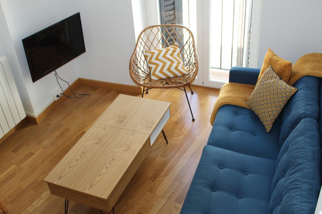 Aloha Apartamentos Pamplona Pokoj fotografie